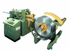 Vorschubrichtmaschine