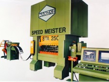 Schnellläuferstanzautomat